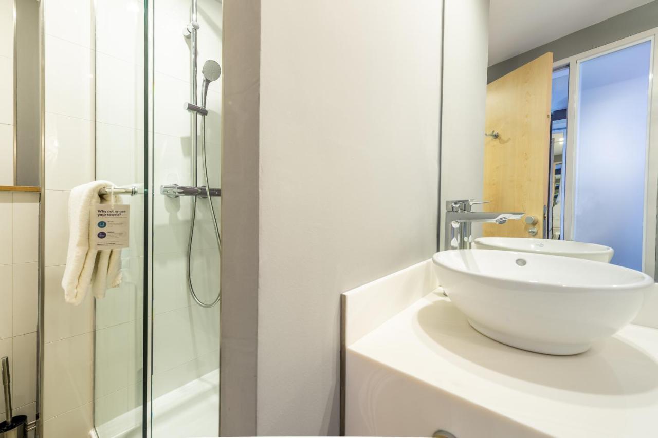 Premier Inn Muenchen Airport Ost Обердинг Экстерьер фото